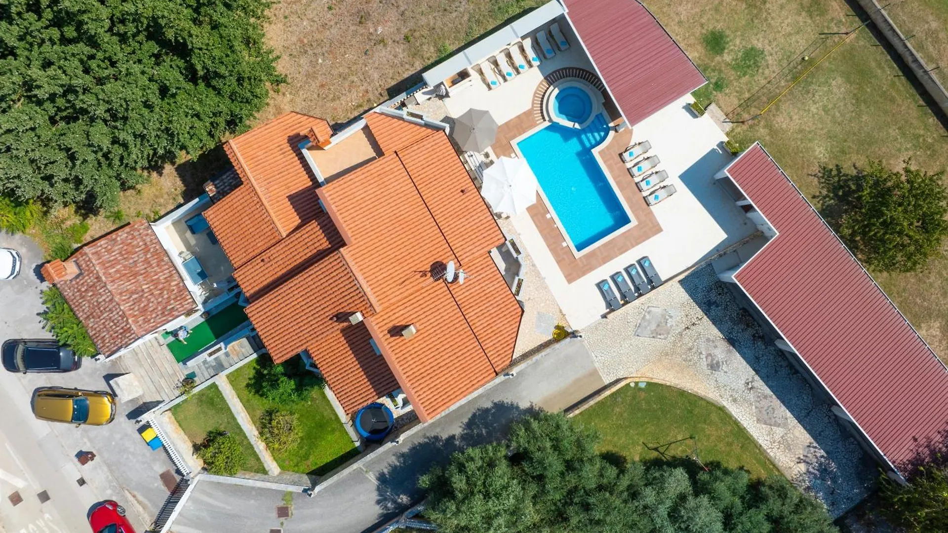 Villa Lealeana 普拉